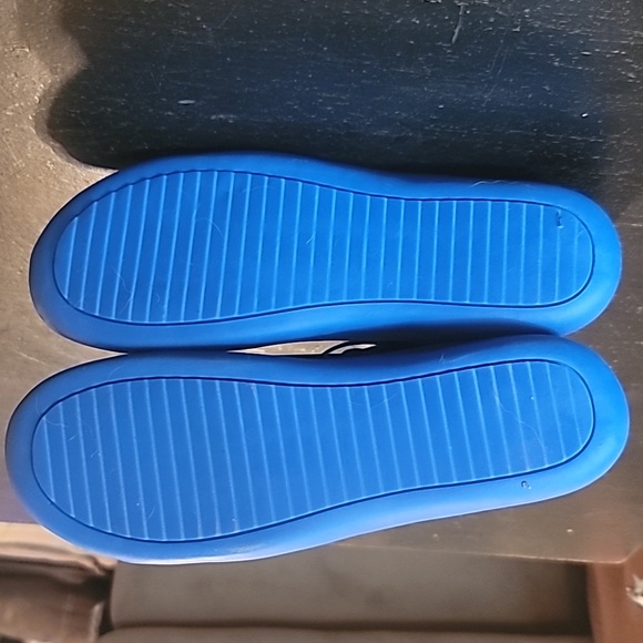 NWOT BLk BOOTS - leather w/blue soles. - Picture 5 of 6